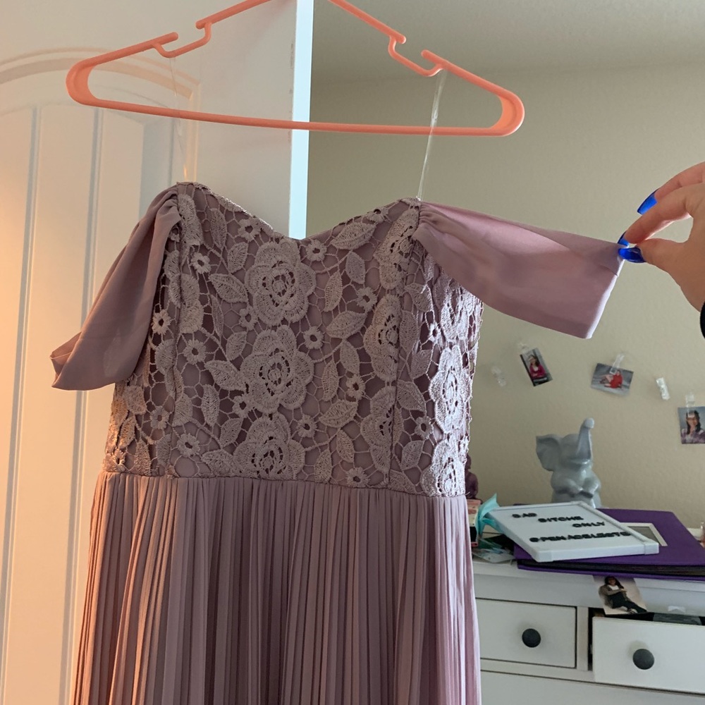 Dress - Picture 4 of 5